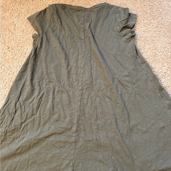 C & California Olive Green V-Neck Tee - Picture 8 of 8
